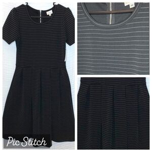 LuLaRoe "Amelia" Dress Black Silver Pinstripes Front Pleats Size Medium (10-12)